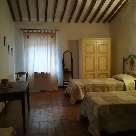 Agriturismo Il Riguardino בית חווה