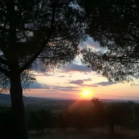 Agriturismo Il Riguardino בית חווה